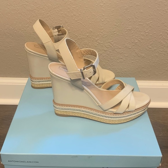 Antonio Melani Blondee Wedges - Picture 5 of 8